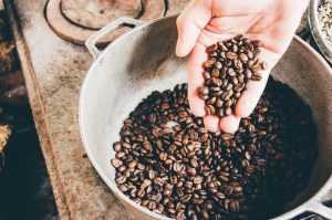 how to make cold brew coffee, cold brew coffee recipe, cold brew at home