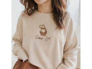 Cute Pet Shirt Sweater Graphic Animal Lover Heart Gift Funny Tshirt for Men Women Her Him Unisex Capybara Love Animal Tee